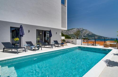 Duce Villa | Brand new! Seaview villa Mila with 4 en-suite bedrooms, private pool, Finnish sauna, Treadmill, sandy beach 250m