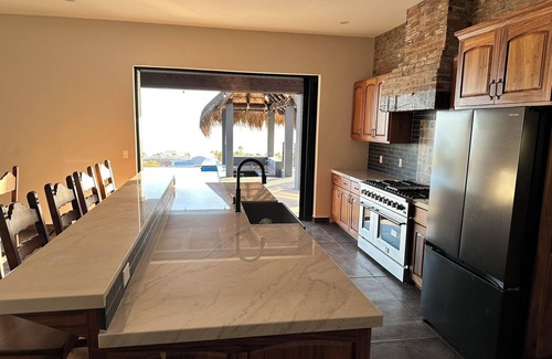 Los Barriles Casa | BRAND NEW - Spacious 5-bedroom house with WiFi, AC in Los Barriles SLEEPS 16