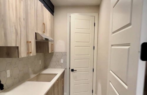 Beaumont Casa | Brand new stay with 2 Master Suites | Perfect for Families Available:June 01