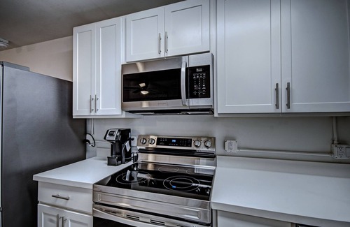 Greater Belhaven Apartamento | Brand new studio apartments - available short/long term leases