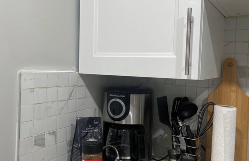 Evanston Apartamento | Brand New studio in vibrant Calgary