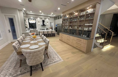 Guildford Casa | Brand New Stylishly Decorated Luxury Mansion with 7 Rooms in Fraser Heights