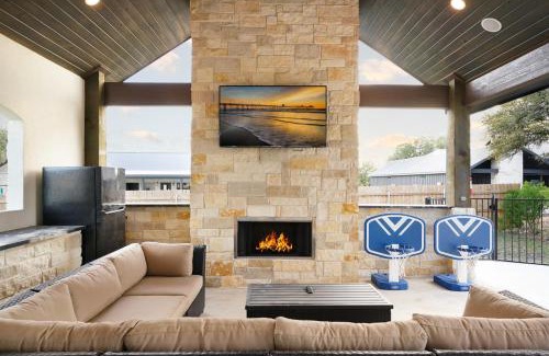 Sabinal Casa | Brand new Two Kitchens Pool Hot tub For 28