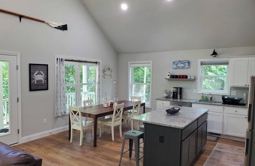Chestertown Casa | Brand New, Waterfront House on Beautiful Fairlee Creek