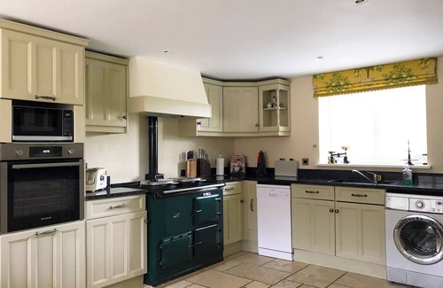 King's Bromley Casa | Brankley Cottage - E4712
