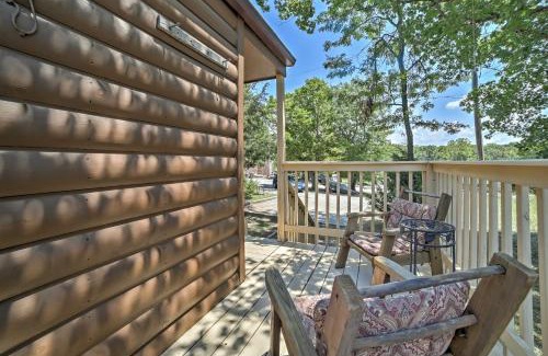 Table Rock Casa | Branson Cabin with Deck Near Table Rock Lake!