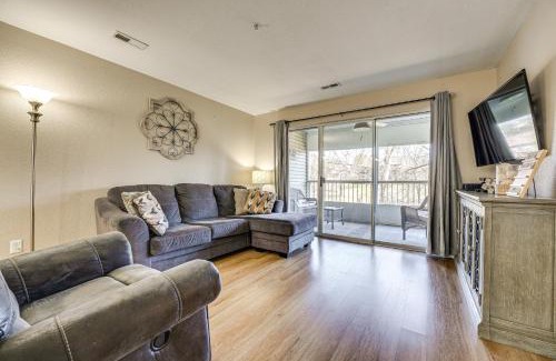 Table Rock Apartamento | Branson Condo with Screened Porch 4 Mi to Lake!