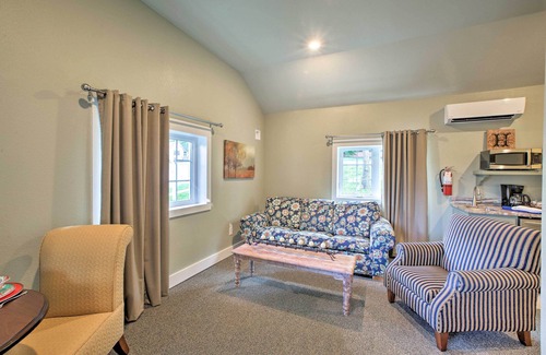 Downtown Branson Cabaña | ¡NUEVO! Casa de campo del centro de Branson con acceso a la piscina