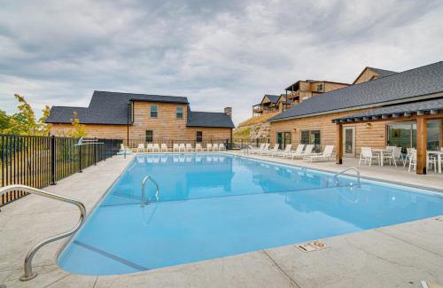 Table Rock Casa | Branson Log Cabin Near Silver Dollar City and Lake!