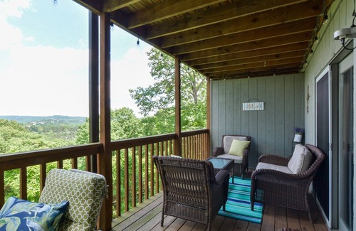 Notch Estates Condominio | Branson Treehouse Retreat 2 Bedroom Condo