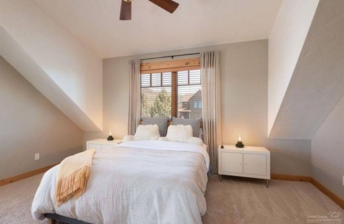 Powell Butte Cabina | Brasada Ranch 2-Story Cabin with Loft; Sleeps 6
