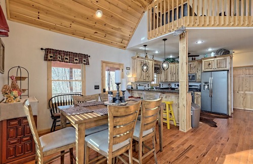 Brasstown Casa | Brasstown Rustic Retreat w/Hot Tub & Fire Pit