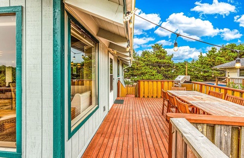 Copalis Beach Casa | Brathouse By The Sea - Easy Access to the Pacific