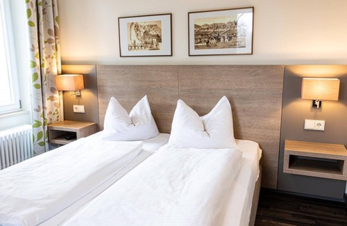 Old Town Hotel | Brauereigaststätte Spitalgarten