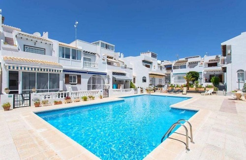 Rojales Casa | Bravo Ciudad Quesada by Villas&You