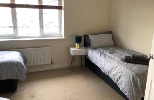 Wolverhampton Casa | Bray House - Perfect for Large Groups