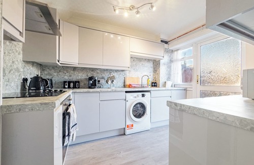 Basildon Casa | Braybrooke Bliss - 3 Bedroom House in Basildon