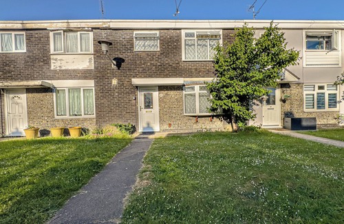 Basildon Casa | Braybrooke Bliss - 3 Bedroom House in Basildon
