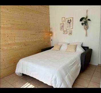 La Celle-sous-Gouzon Apartamento | Break Appart avec parking privé