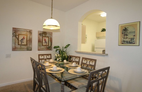 Windsor Palms Condominio | Romper el Hábito del hotel en un Windsor Palms Condo!