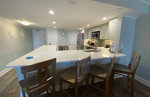 Destin Condominio | "Breakers East 603" Gulf Front 2BR/2BA Beach setup included