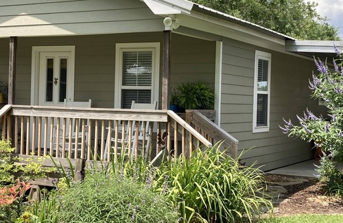 Milton Cabaña | Quiet Setting only 4 minutes from Town and Youngsville Sportsplex