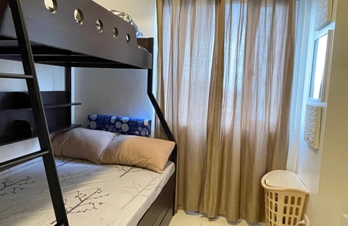 Las Pinas Apartamento | Breathing Space Staycation at South Residences Las Piñas 2 BR