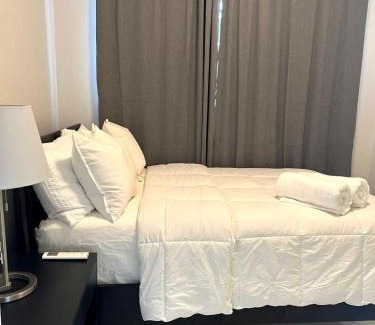 Parque Apartamento | Breathtaking 2-Bedroom Beachside Apartment