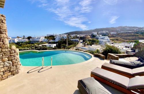 Platis Gialos Villa | Breathtaking 6 Bed in Platis Gialos