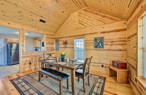 Elkin Casa | Breathtaking Elkin Getaway w/ Vineyard Views!