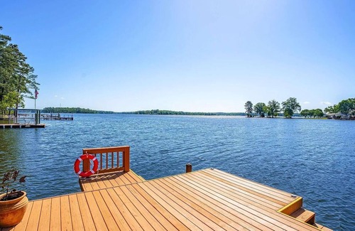 Chapin Casa | Breathtaking Lake View from this 3-Bedroom 2 Bath House in Peaceful Chapin