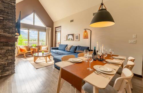 Canmore Apartamento | Breathtaking Luxury 3Bd Penthouse Pool and Hot Tub