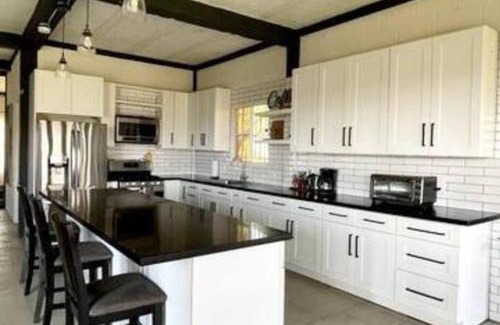 El Amatillo Casa | Breathtaking Mountain Views in La Union, El Salvador