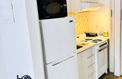 Sabana Abajo Apartamento | Breathtaking Oceanfront Paradise with King Bed,AC,WIFI, Parking