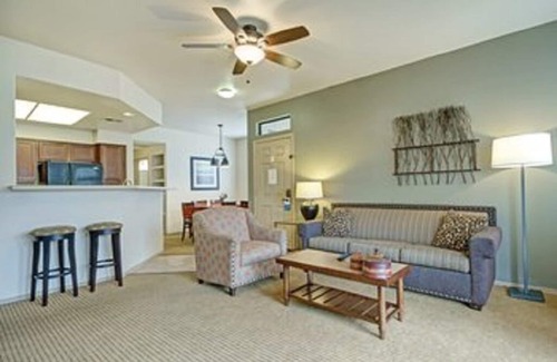 Ahwatukee Foothills Complejo | Impresionantes rocas rojas de Sedona!