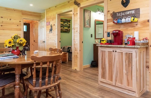 West Jefferson Casa | Breathtaking Sunrises at Dancing Bears on Dawnview in Lake Community