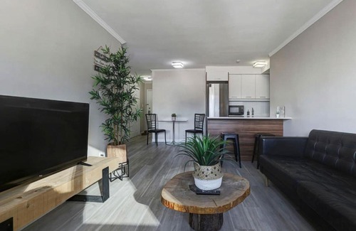 Downtown Montreal Apartamento | Breathtaking Views and Downtown Energy