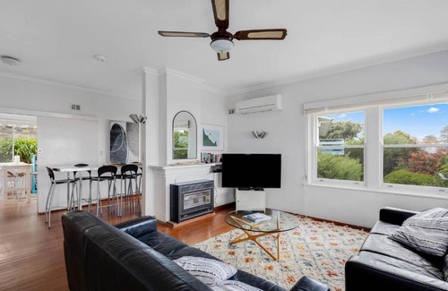 Encounter Bay Casa | Breathtaking Views of Encounter Bay Pet Friendly