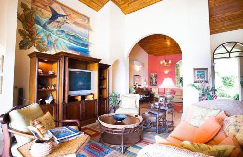 Potrero Villa | Breathtaking Views & Stunning Infinity Pool