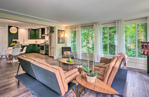 Chimney Rock Cabaña | Breathtaking Views: Unique Chimney Rock Cottage!