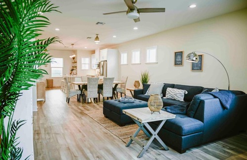Bella Vista Casa | Breathtaking Views & Coastal Comfort: Your Perfect Home at Casa Pura Vida