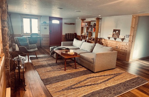Forest Hills Otro | Breck Farmhouse with Incredible 10 Mile Views
