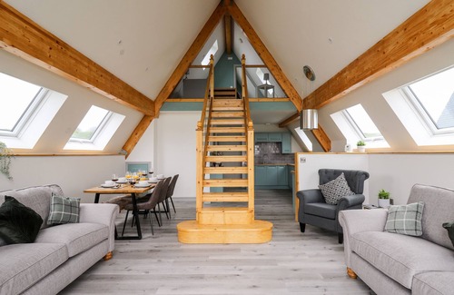 Llandrindod Wells Cabaña | BRECKNOCK CHEVIOT - THE SHEEPFOLD, pet friendly in Llandrindod Wells