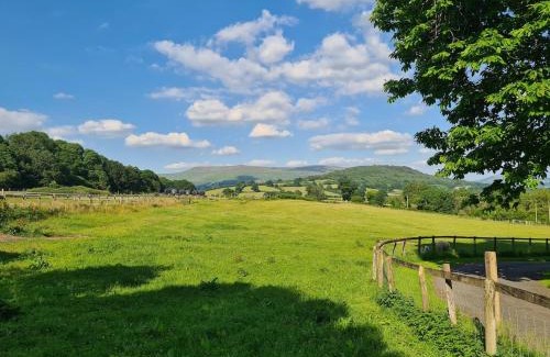Llanfihangel Tal-y-llyn Casa | Brecon Beacons Lovely cottage with stunning views