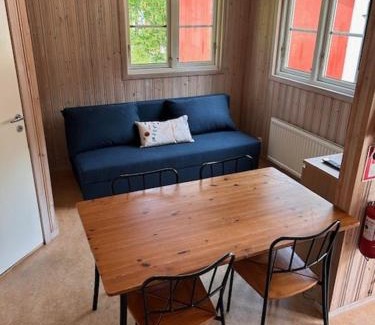 Enkoping Casa | Bredsands camping och bad- Bredsandsstugor