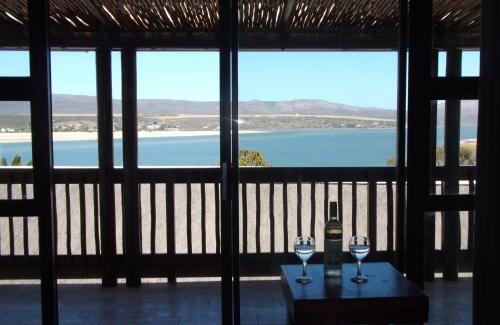 Port Beaufort Apartamento | Breede River View with mooring at Witsand,Self-Catering Apartment