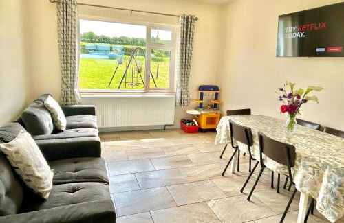 Tralee Casa | Breenville Farm House