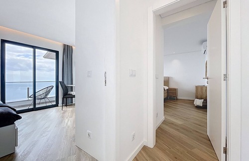 Canico Chalet De Esquí | Breeze House 1 by Atlantic Holiday