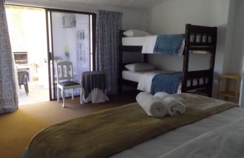 Kidd's Beach Cama Y Desayuno | Breeze Inn Bed and Breakfast