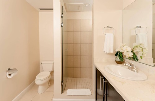 Coco Complejo | Breeze Private Residence - 3 Bedroom and Private Beach Club Included